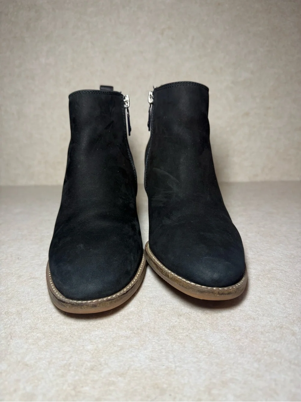 Blondo details zip